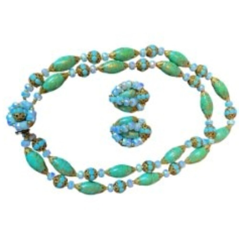 VINTAGE MID 20TH CENTURY BLUE & GREEN GLASS BEAD NECKLACE AND CLIP EARRING SET